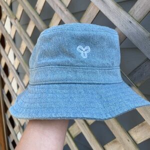 Aritzia TNA denim bucket hat